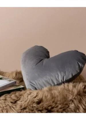 UNTUCKit Extras*Post-Surgery Comfort Heart Tie Cushion Grey