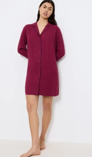 UNTUCKit Nightdresses*Triumph Amourette Jacquard NightShirt Burgundy