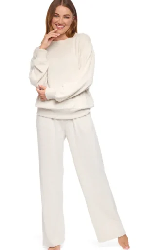 UNTUCKit Pyjamas*Wysteria Lane Super Soft Long Sleeve Wide Leg Lush Lounge Set Beige